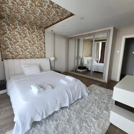 Apartament Duru Homes *